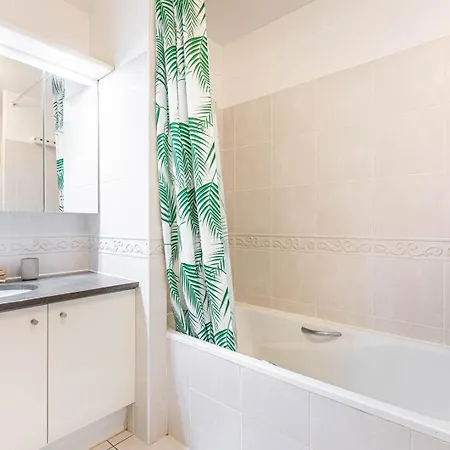Guestready - Charming Near Palais Garnier 아파트 *